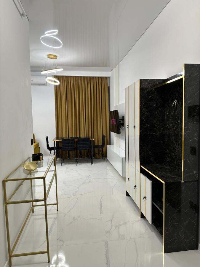 Studio303 By Allegio: Mamaia'S Seaside Luxury Near Finest Clubs & Beaches Экстерьер фото